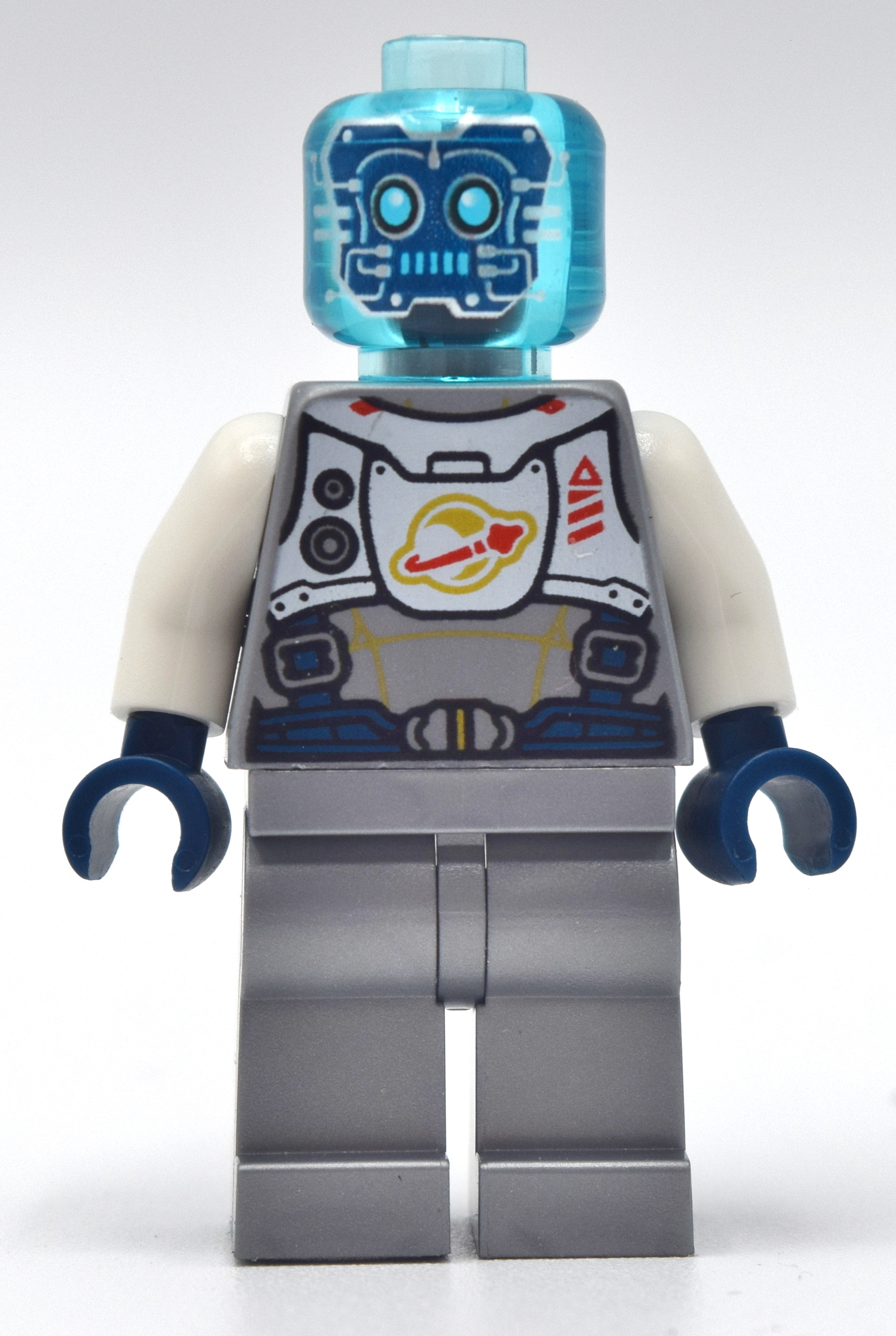 Droïde - torse plat argenté, jambes, tête bleu transparent-clair (Droid - Flat Silver Torso, Legs, Trans-Light Blue Head)