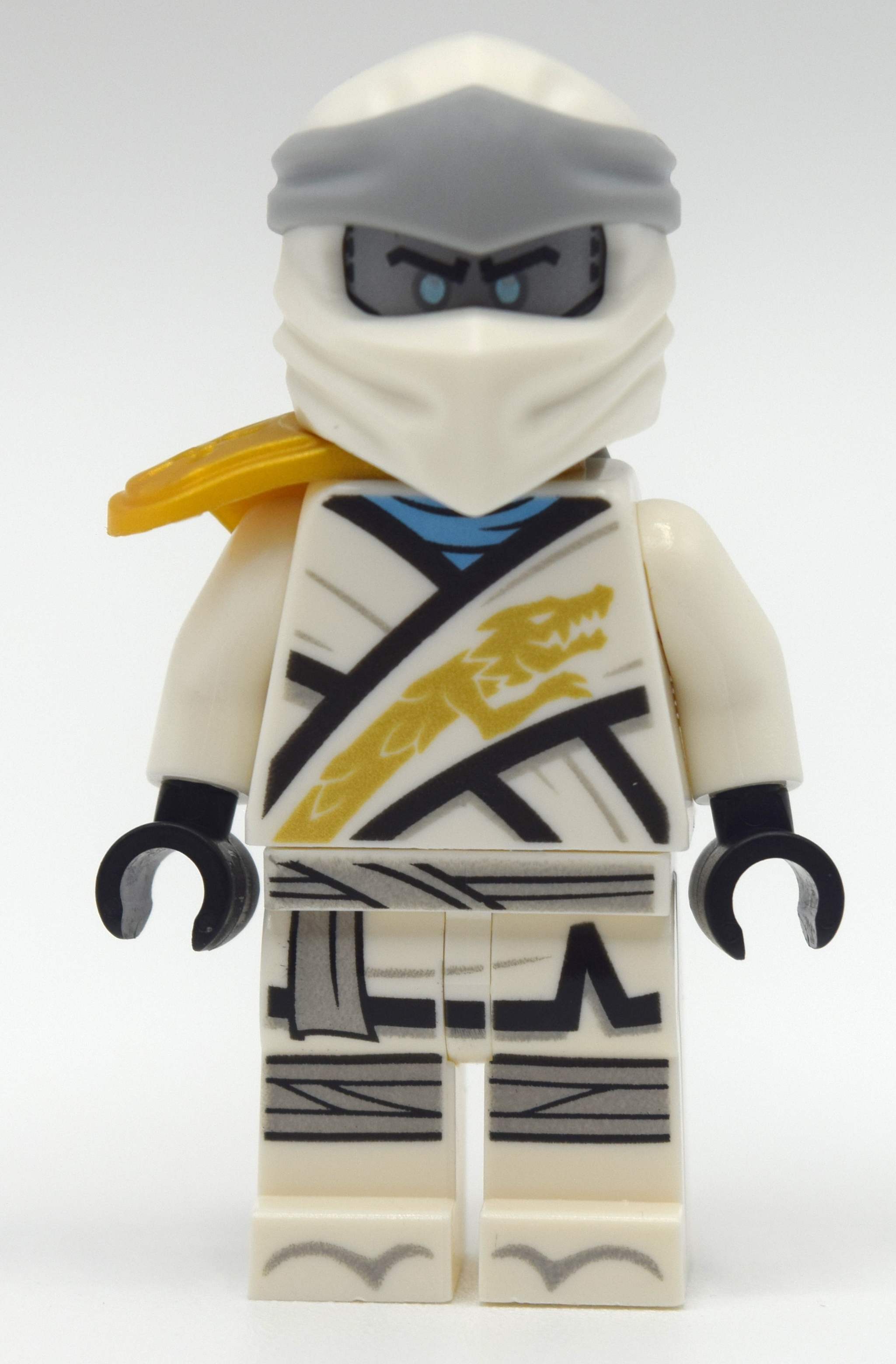 Zane avec épaule et tête argentée (héritage) (Zane with Shoulder Cover and Silver Head (Legacy))