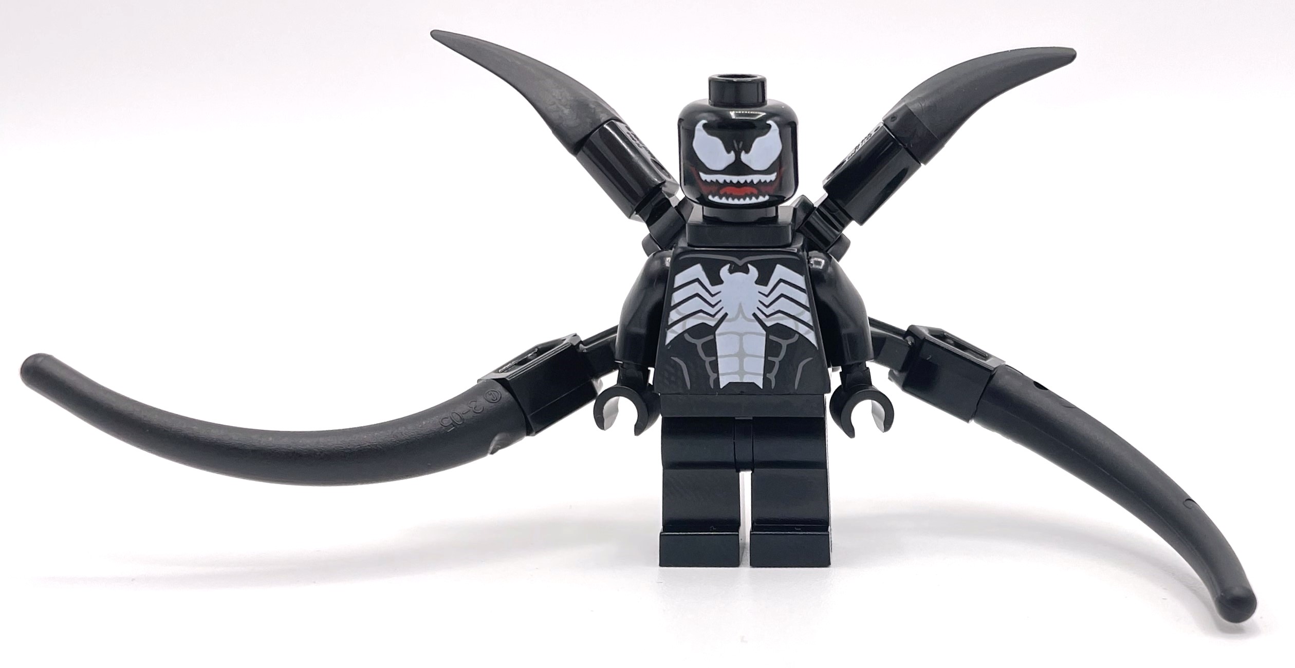 Venom, deux longues et deux courtes tentacules (Venom, Two Long and Two Short Tentacles)