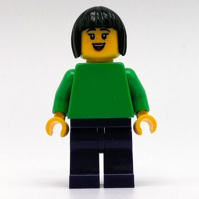 Sofie - torse vert vif, jambes violet foncé, cheveux noirs (Sofie - Bright Green Torso, Dark Purple Legs, Black Hair)