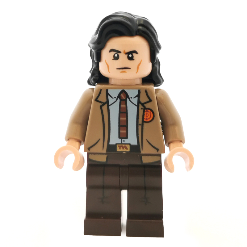 Loki, veste beige foncé, jambes brun foncé (Loki, Dark Tan Jacket, Dark Brown Legs)