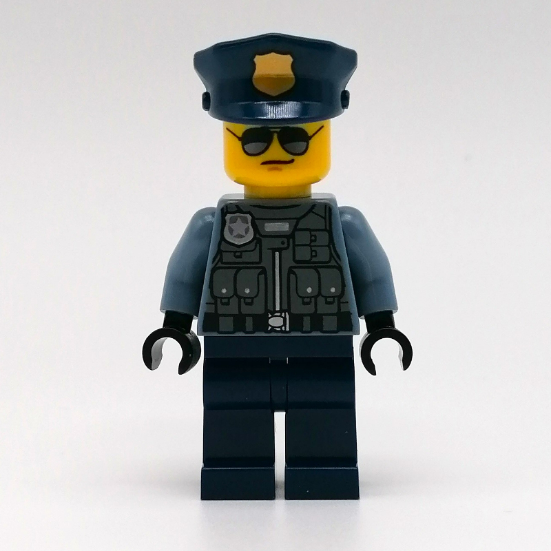 Policier, torse bleu sable, jambes bleu foncé (Police Officer, Sand Blue Torso, Dark Blue Legs)