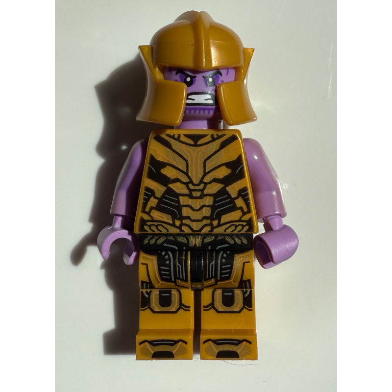 Thanos, armure en or perlé (Thanos, Pearl Gold Armor)