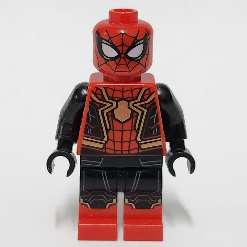 Spider-Man, tenue rouge, noire et dorée (Spider-Man, Red, Black, and Gold Outfit)
