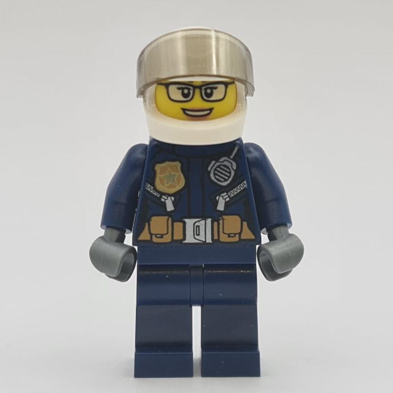 Policière, uniforme bleu foncé, casque blanc (Policewoman, Dark Blue Uniform, White Helmet)