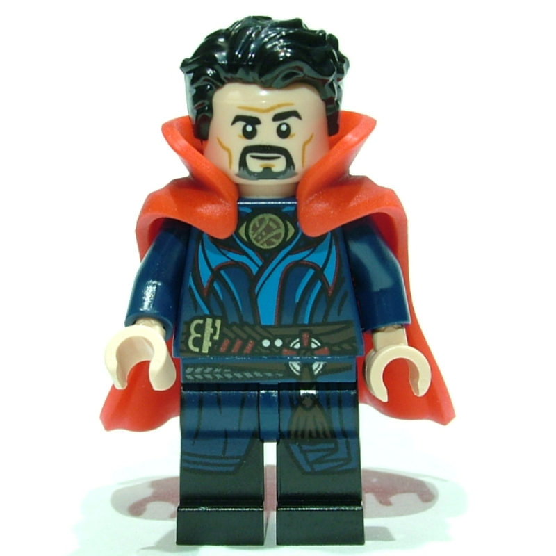 Docteur Strange, cape en plastique, médaillon haut (Doctor Strange, Plastic Cape, High Medallion)