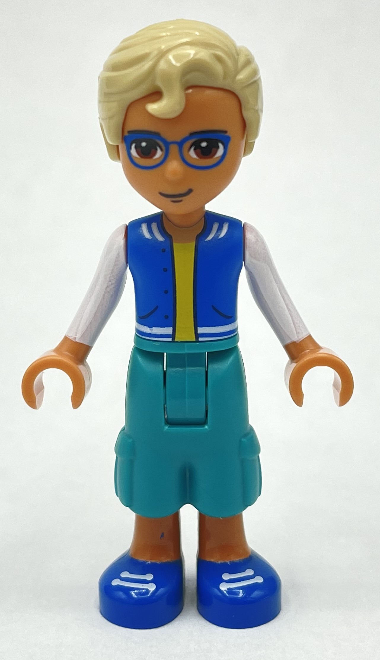Sebastian - veste bleue, pantalon turquoise foncé, cheveux beiges (Sebastian - Blue Jacket, Dark Turquoise Pants, Tan Hair)