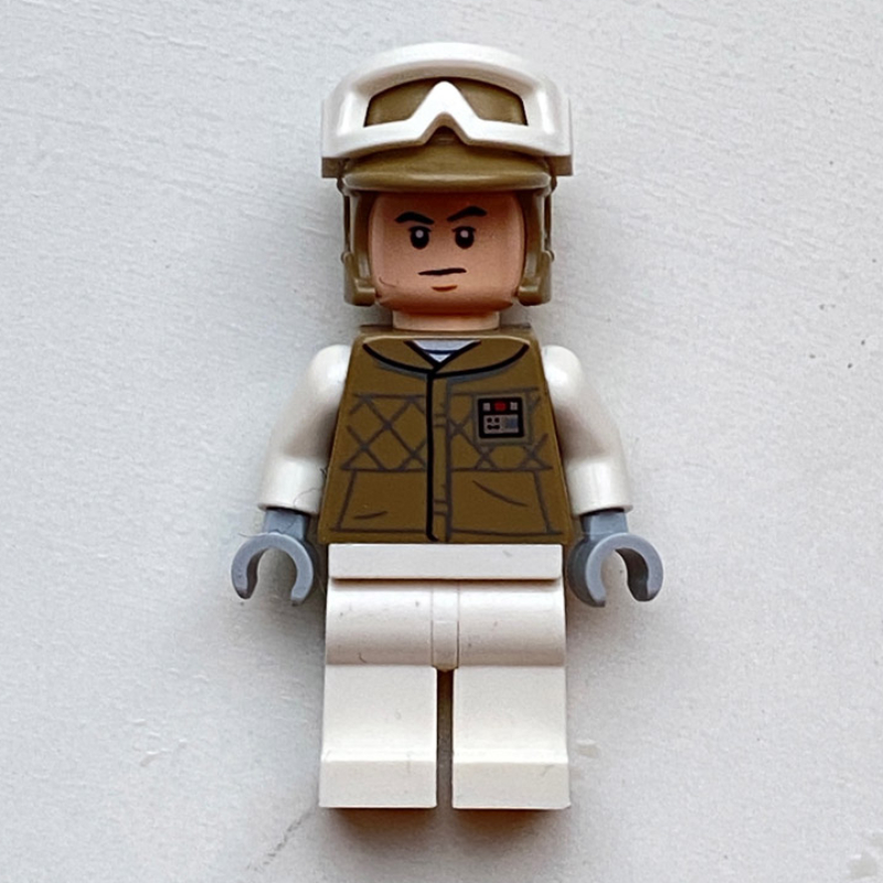 Officier rebelle dans l'uniforme de Hoth, tête nougat clair (Rebel Officer in Hoth Uniform, Light Nougat Head)