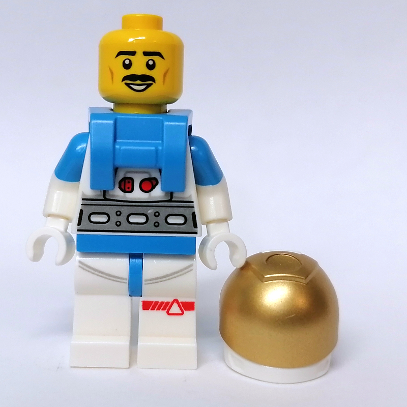 Astronaute, homme, tenue blanche, visière dorée, moustache (Astronaut, Male, White Suit, Gold Visor, Moustache)