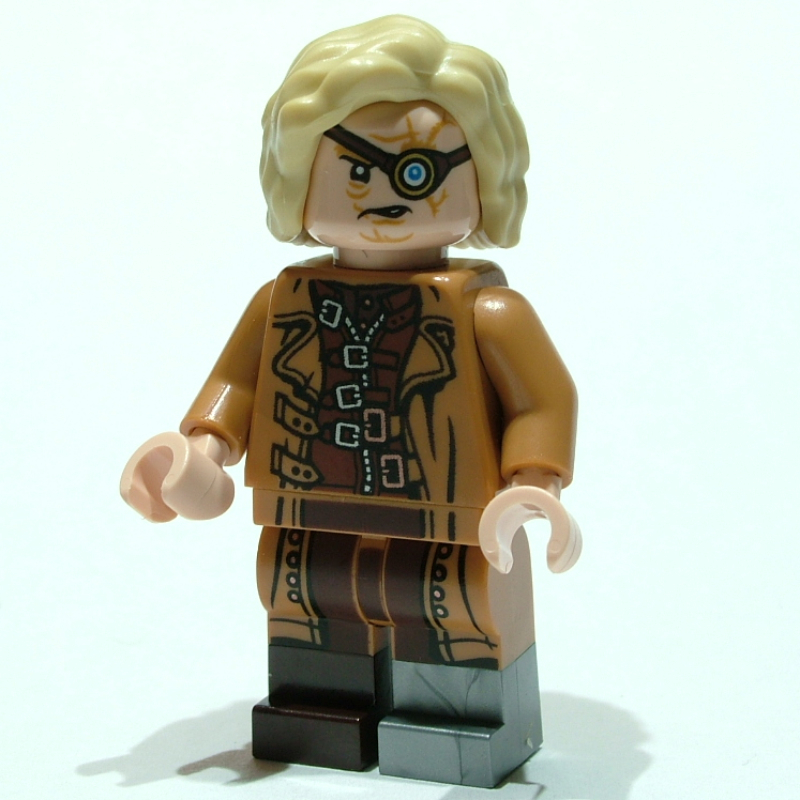 Alastor mad-œil moody, jambes bizarres, manteau nougat moyen (Alastor Mad-Eye Moody, Odd Legs, Medium Nougat Coat)