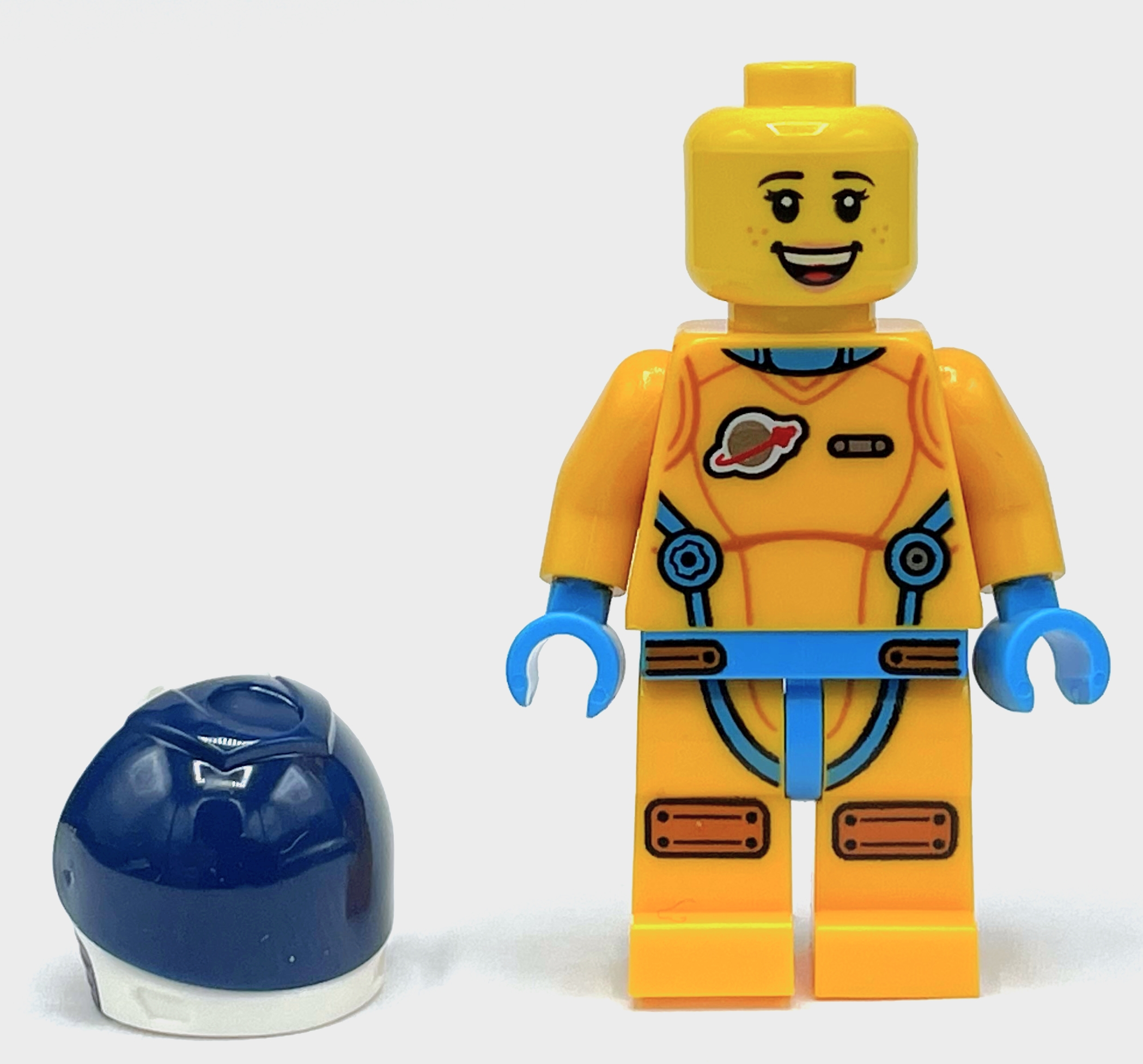 Rivera, combinaison spatiale orange clair vif, visière bleu foncé (Rivera, Bright Light Orange Spacesuit, Dark Blue Visor)