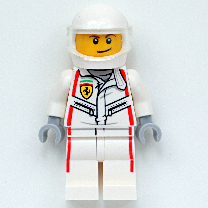 Pilote de course, combinaison de course ferrari blanche, casque blanc (Race Driver, White Ferrari Racing Suit, White Helmet)