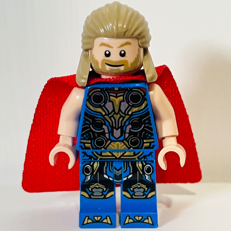 Thor — cheveux longs, tenue bleue (Thor - Long Hair, Blue Suit)