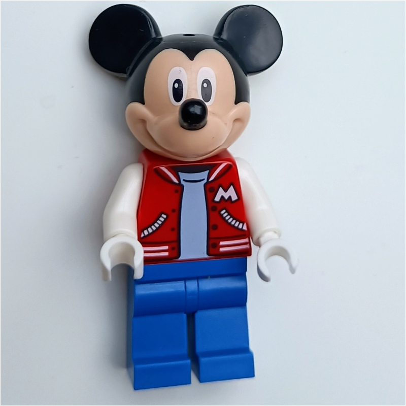 Mickey Mouse, veste letterman rouge (Mickey Mouse, Red Letterman Jacket)