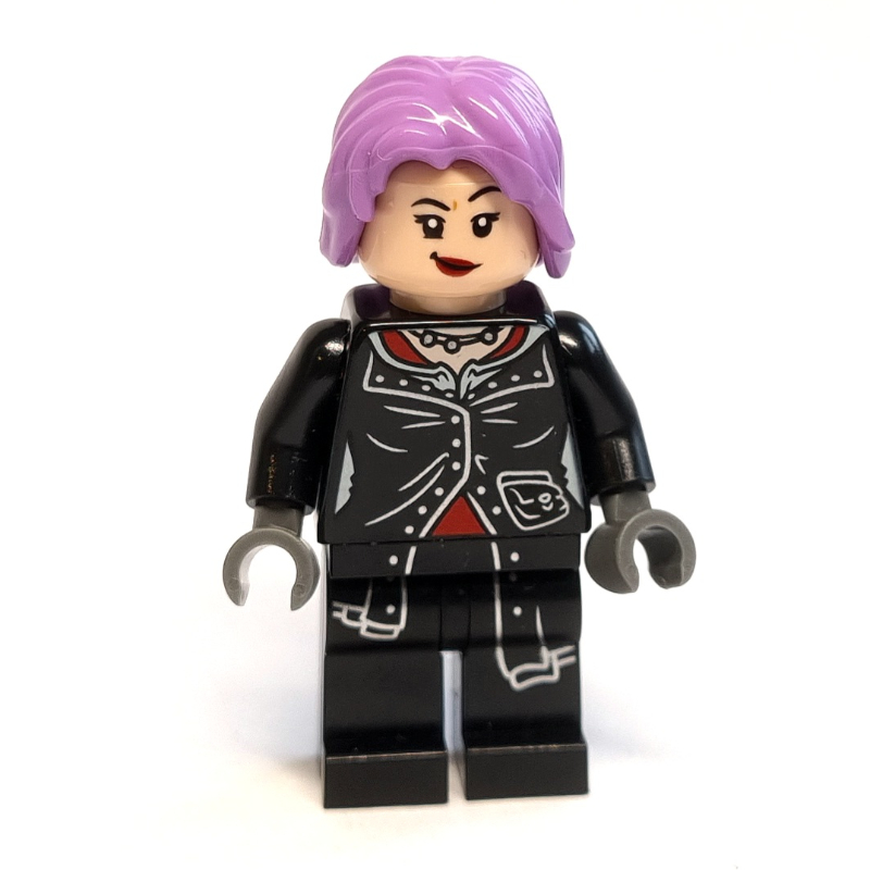Nymphadora Tonks, cheveux lavande moyen, veste fermée (Nymphadora Tonks, Medium Lavender Hair, Closed Jacket)
