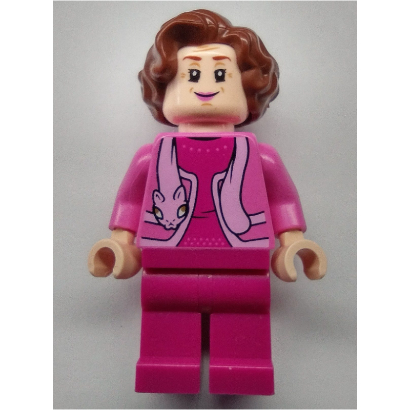Professeur Dolores Ombrage, robe magenta, jambes simples (Professor Dolores Umbridge, Magenta Dress, Plain Legs)