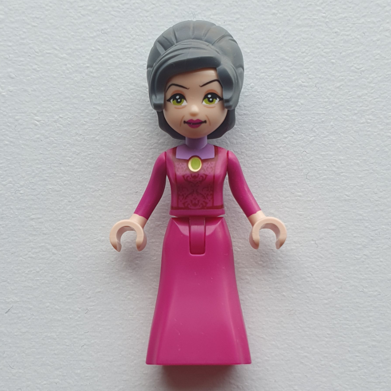 Dame tremaine (Lady Tremaine)