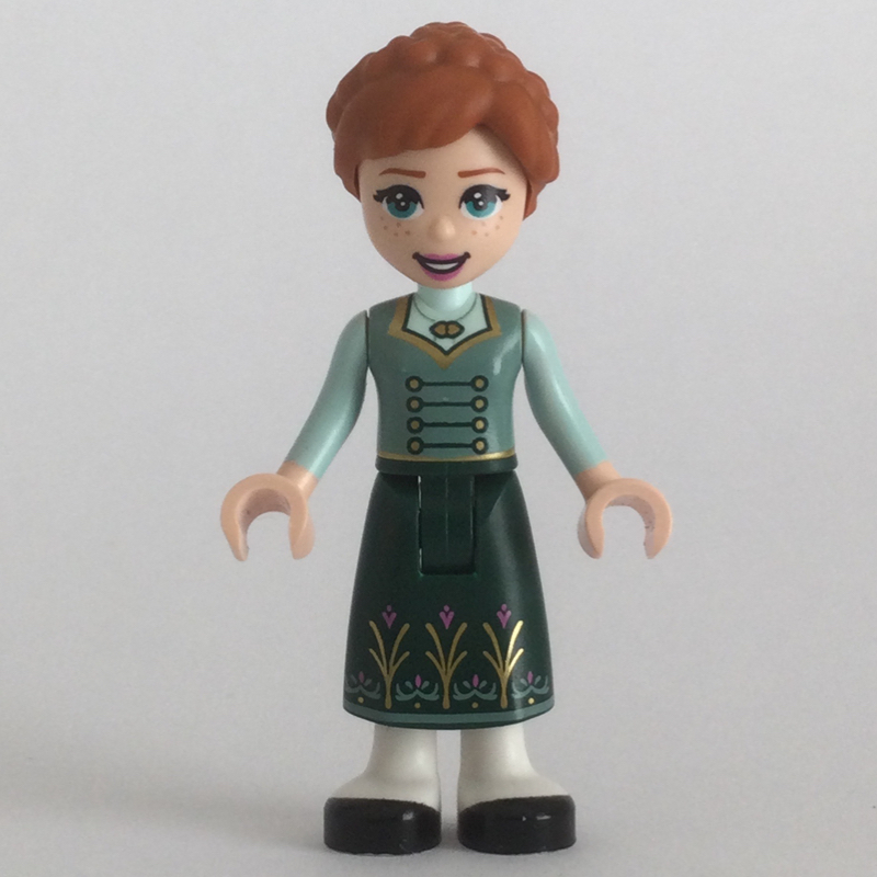 Anna — tunique vert sable, jupe vert foncé (Anna - Sand Green Tunic, Dark Green Skirt)