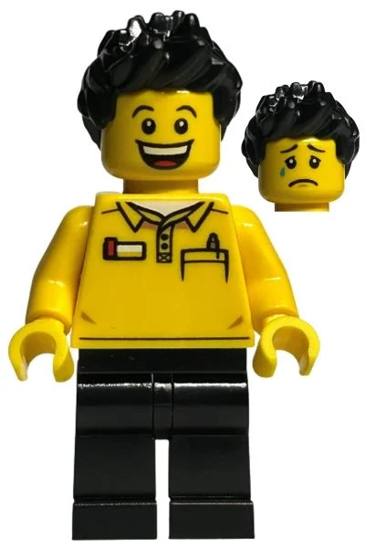 Employé du magasin LEGO - torse jaune, jambes noires, cheveux noirs (LEGO Store Employee - Yellow Torso, Black Legs, Black Hair)