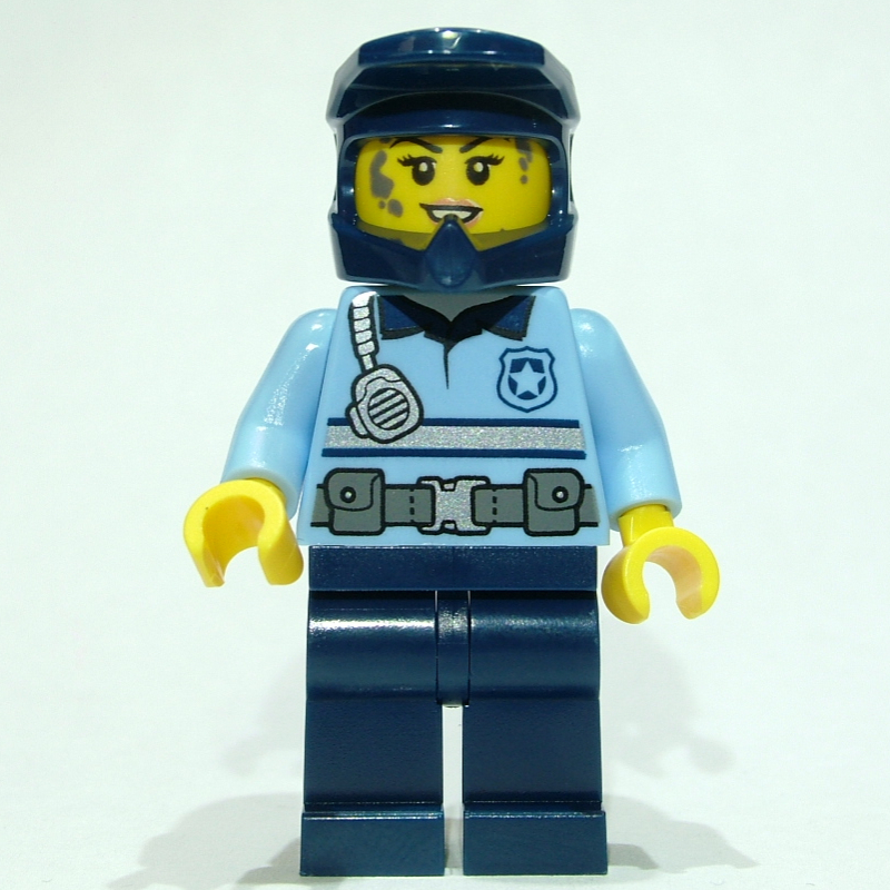 Policier - torse bleu clair vif, jambes bleu foncé et casque (Police Officer - Bright Light Blue Torso, Dark Blue Legs and Helmet)