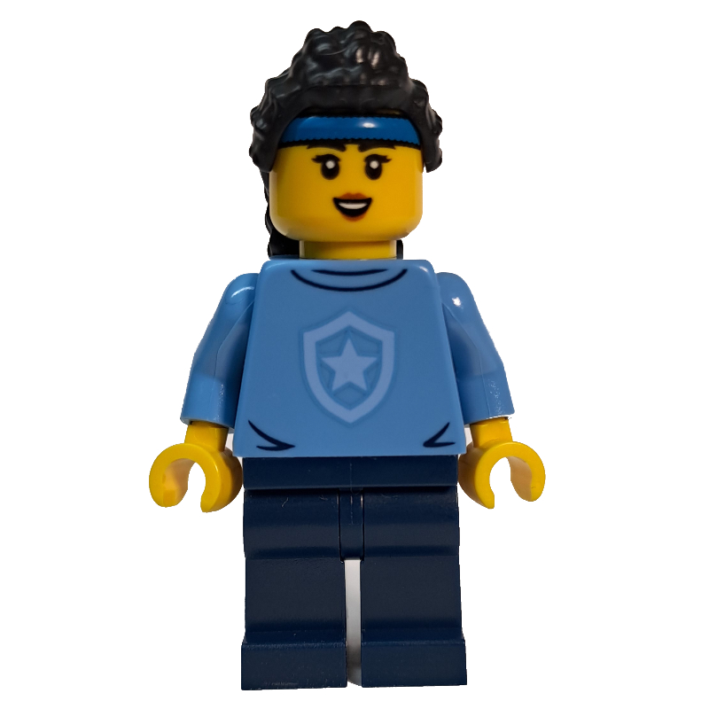 Policier, chandail avec badge de police, cheveux noirs, bandeau bleu (Police Officer, Sweater with Police Badge, Black Hair, Blue Hairband)