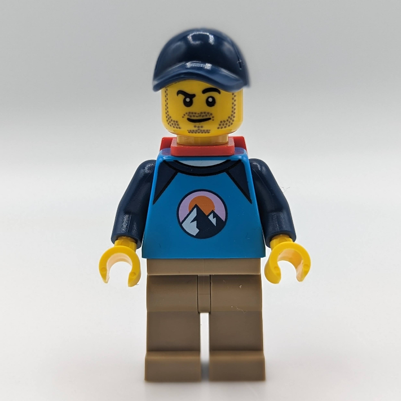 Dirt bike rider, mâle - haut bleu azur foncé, jambes beige foncé, sac à dos rouge, casquette bleu foncé (Dirt Bike Rider, Male - Dark Azure Top, Dark Tan Legs, Red Backpack, Dark Blue Cap)