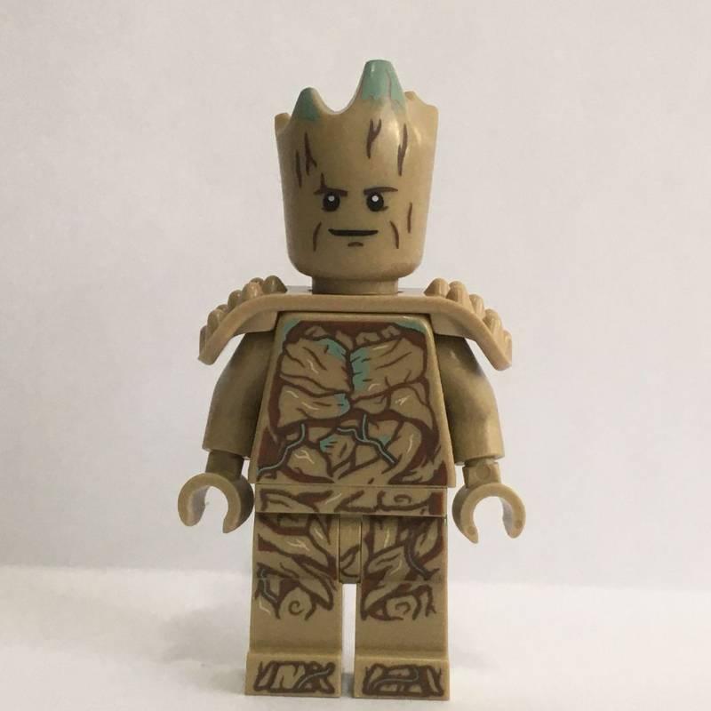 Groot, adolescent avec épaulettes (Groot, Teen with Shoulder Pads)