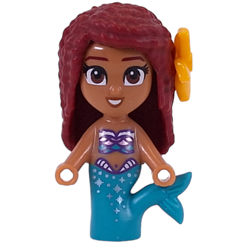Arial, peau nougat moyen, cheveux rouge foncé - micro-poupée (Arial, Medium Nougat Skin, Dark Red Hair - Microdoll)