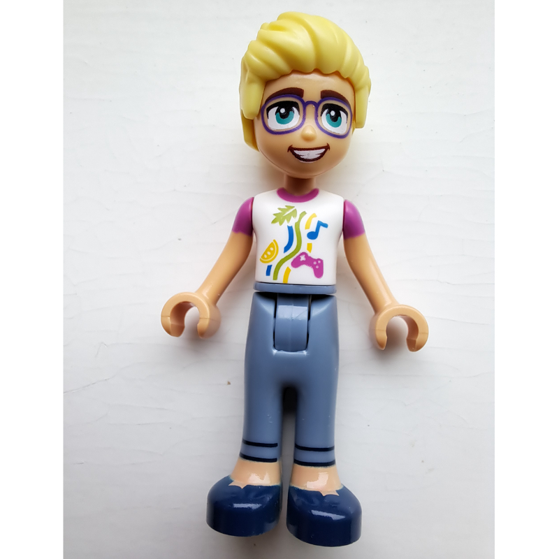 Olly — haut blanc, jambes bleu sable (Olly - White Top, Sand Blue Legs)