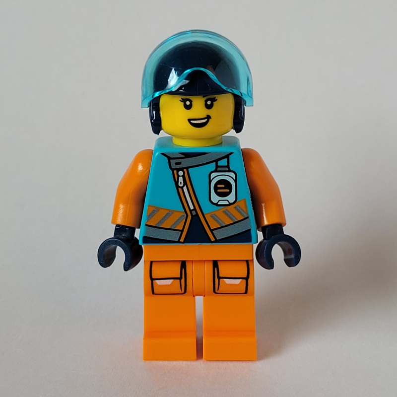 Pilote explorateur arctique, iris glaçon, tenue azur moyen et orange, casque bleu foncé (Arctic Explorer Pilot, Iris Icicle, Medium Azure and Orange Suit, Dark Blue Helmet)