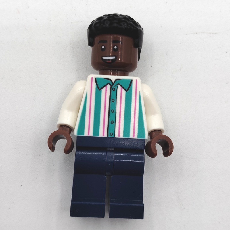 Fan de football, chemise rayée turquoise blanche et foncée (Soccer Fan, White and Dark Turquoise Striped Shirt)