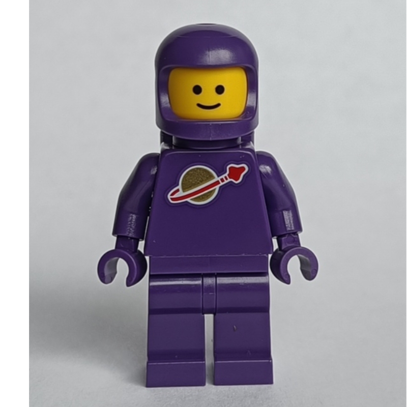 Astronaute classique, violet foncé avec des réservoirs d'air (le rêveur) (Classic Spaceman, Dark Purple with Airtanks (The Dreamer))