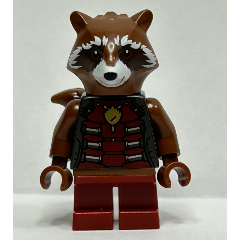 Rocket Raccoon, bras brun rougeâtre (Rocket Raccoon, Reddish Brown Arms)