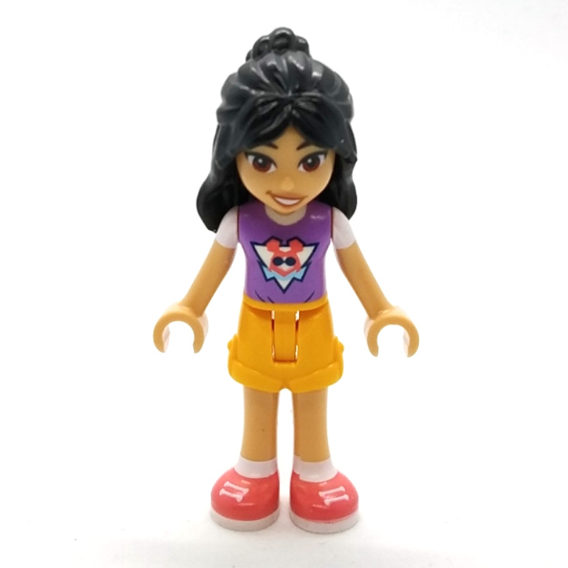 Liann - haut de lavande moyenne, court orange ligt lumineux (Liann - Medium Lavender Top, Bright Ligt Orange Shorts)