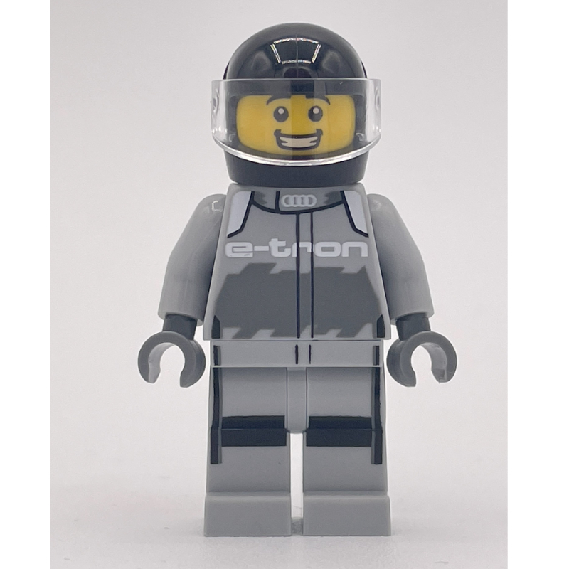Pilote de course - costume de course gris bleuté clair, casque noir (Race Driver - Light Bluish Grey Racing Suit, Black Helmet)