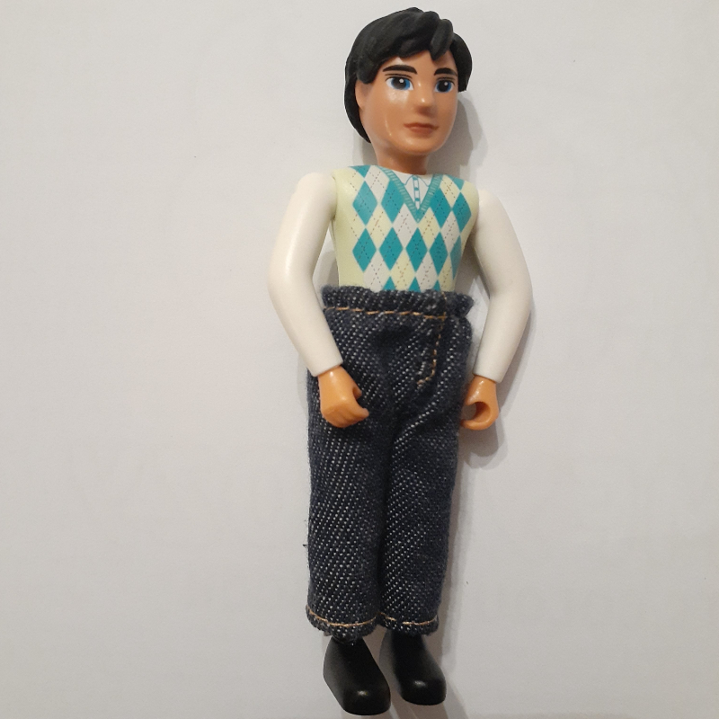 Figurine Belville, pull Argyle, pantalon bleu foncé (Belville Figure, Argyle Sweater, Dark Blue Pants)