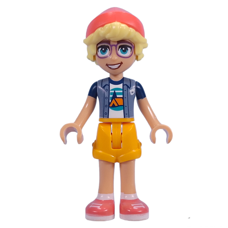 Olly — camp d'aventure, short orange clair vif, bonnet de corail (Olly - Adventure Camp, Bright Light Orange Shorts, Coral Beanie)
