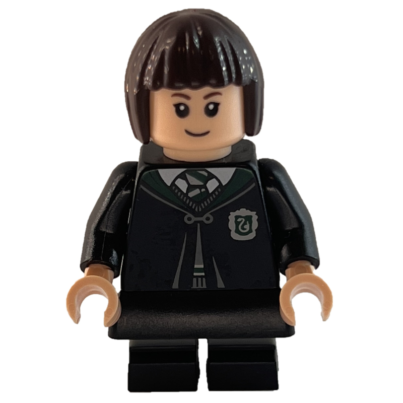 Pansy parkinson, robe noire (Pansy Parkinson, Black Robes)