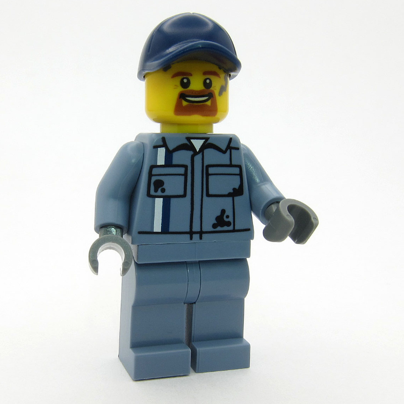 Mécanicien, salopette bleu sable, casquette bleu foncé (Mechanic, Sand Blue Overalls, Dark Blue Cap)