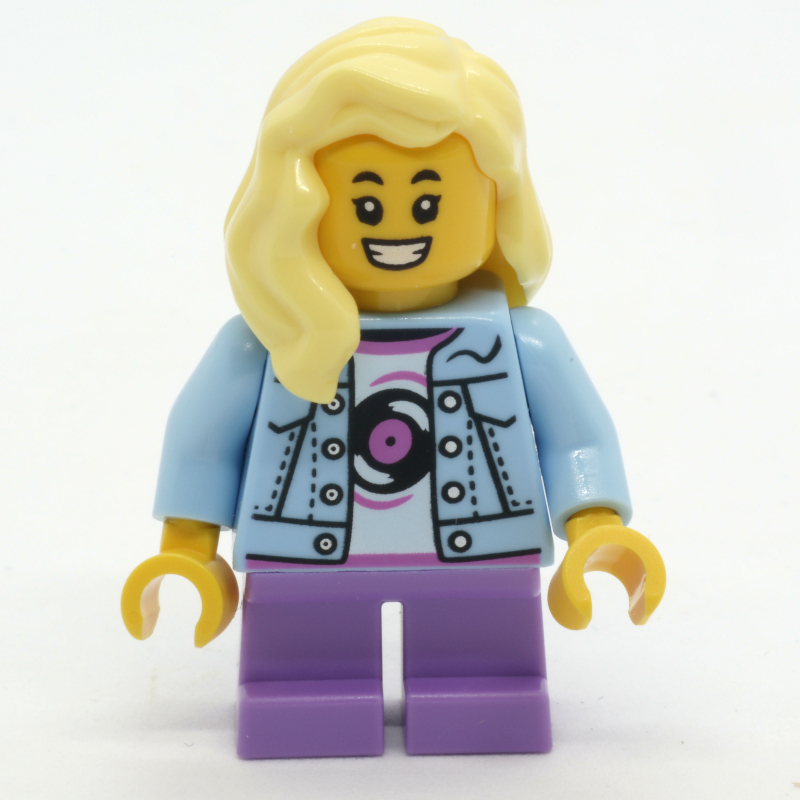 Fille, veste bleu clair vif, courtes jambes lavande moyen (Girl, Bright Light Blue Jacket, Short Medium Lavender Legs)