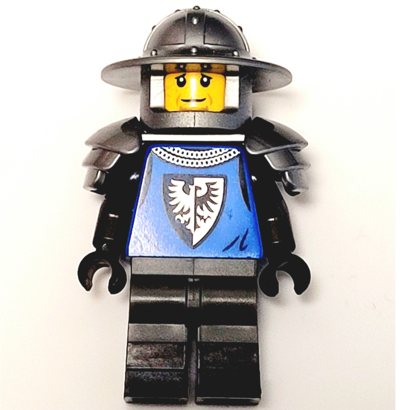 Forteresse de montagne soldat faucon noir - casque à grand bord, armure d'épaule (Mountain Fortress Black Falcon Soldier - Helmet with Broad Brim, Shoulder Armor)