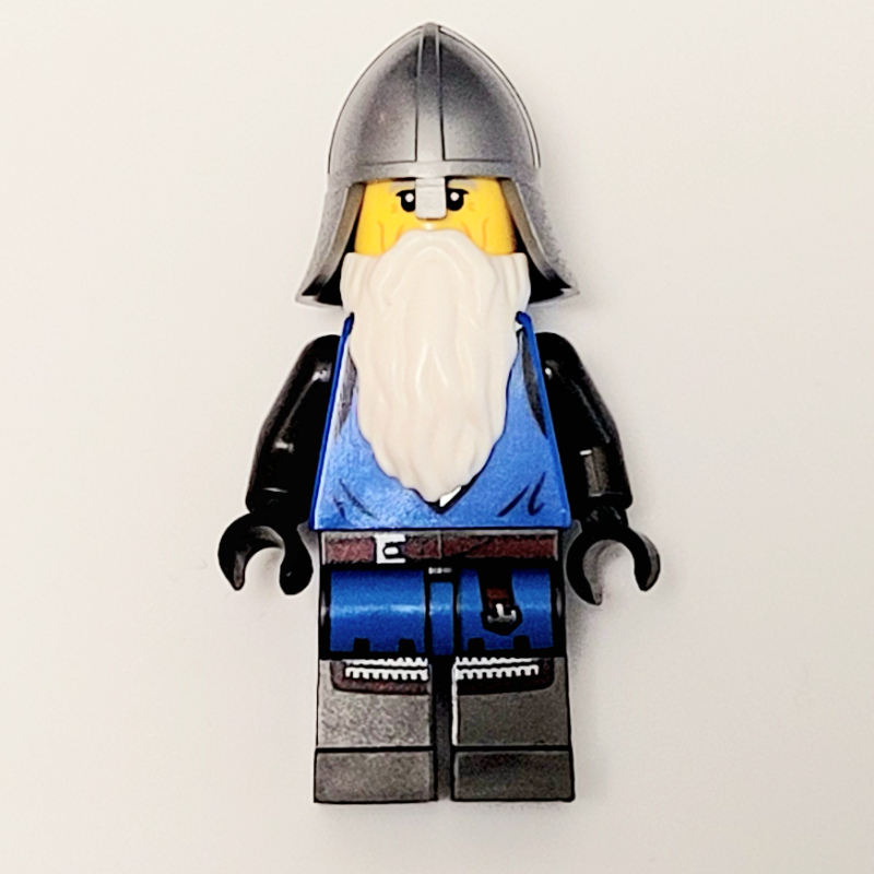 Montagne forteresse faucon noir soldat - casque avec protège-cou, barbe (Mountain Fortress Black Falcon Soldier - Helmet with Neck Protector, Beard)