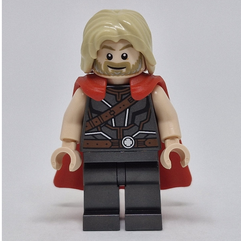 Thor, cape en caoutchouc (Thor, Rubber Cape)