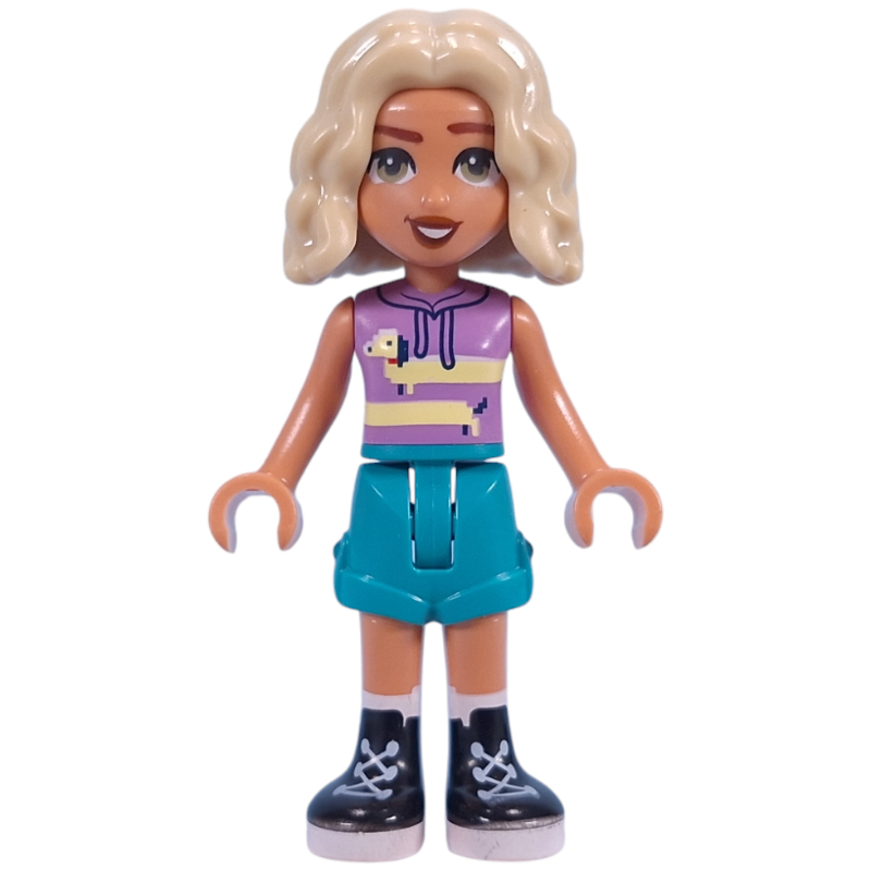 Nova — haut lavande moyen, short turquoise foncé (Nova - Medium Lavender Top, Dark Turquoise Shorts)