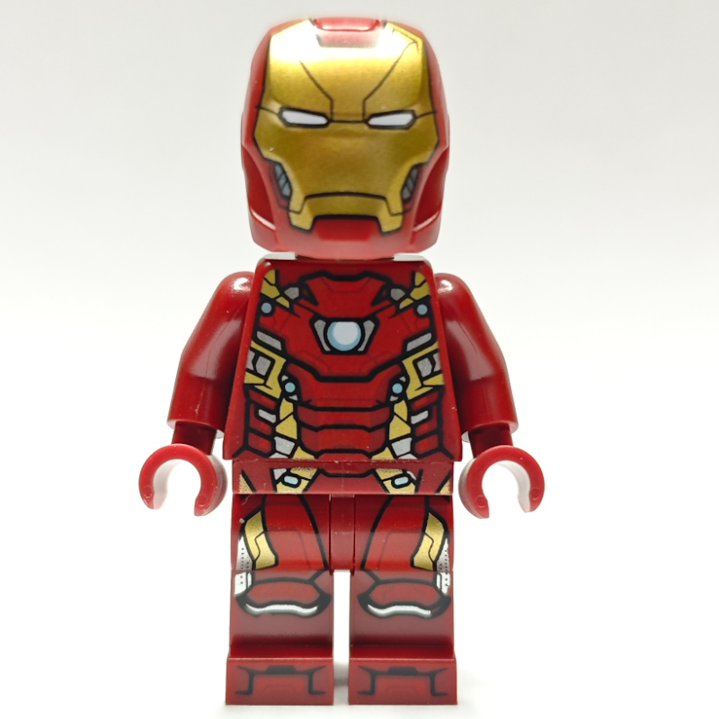 Iron Man marque 46 armure, hud sur le visage (Iron Man Mark 46 Armor, HUD on Face)