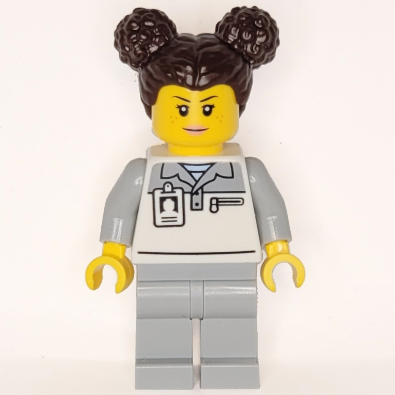 Travailleur de garage, tenue blanche et gris bleuté clair, cheveux brun foncé (Garage Worker, White/Light Bluish Grey Suit, Dark Brown Hair)