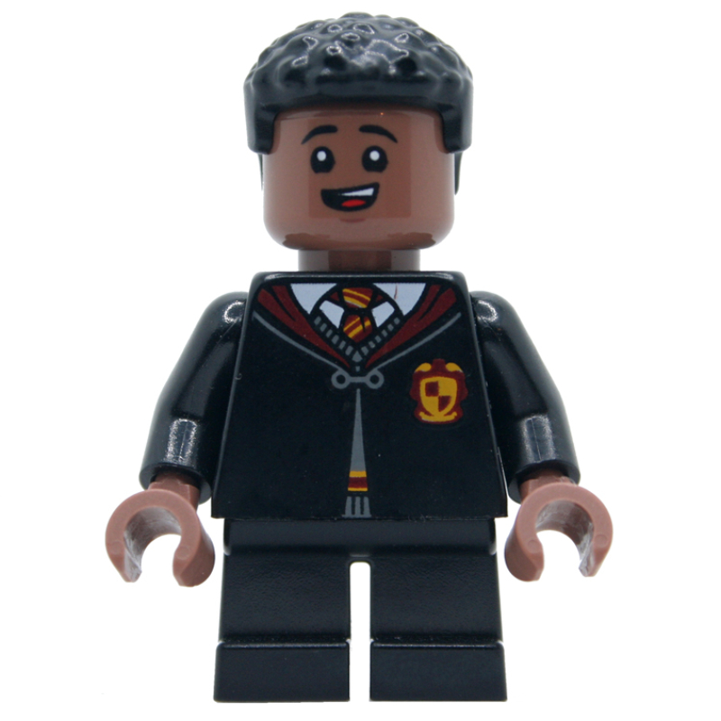 Dean Thomas, jambes courtes, robe fermée (Dean Thomas, Short Legs, Closed Robe)