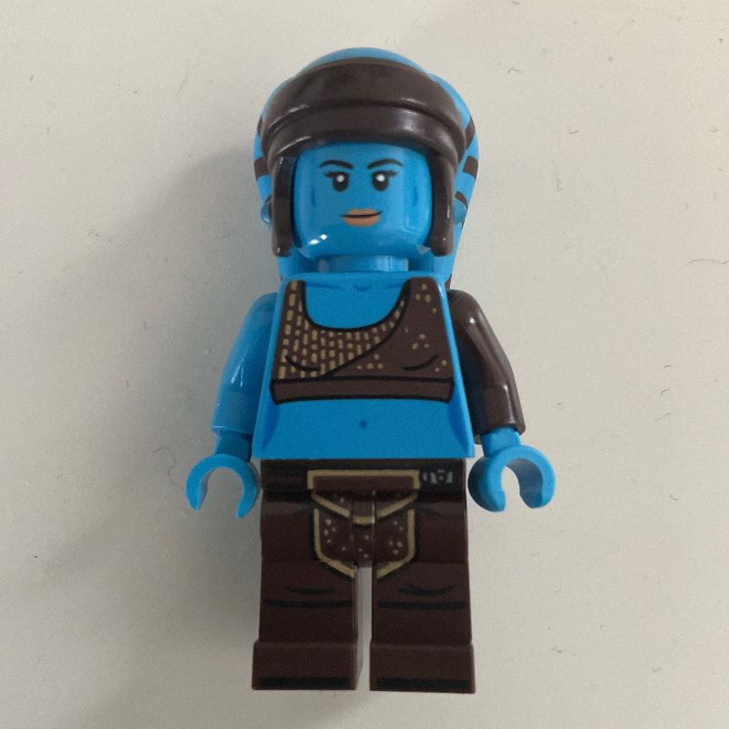 Aayla Secura, azur foncé (Aayla Secura, Dark Azure)