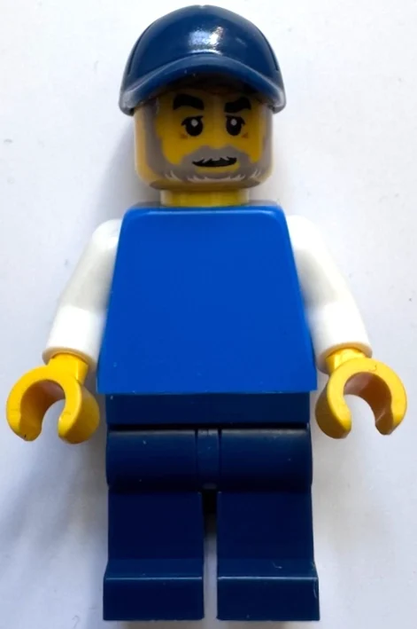 Torse bleu, jambes bleu foncé, casquette bleu foncé (Blue Torso, Dark Blue Legs, Dark Blue Cap)