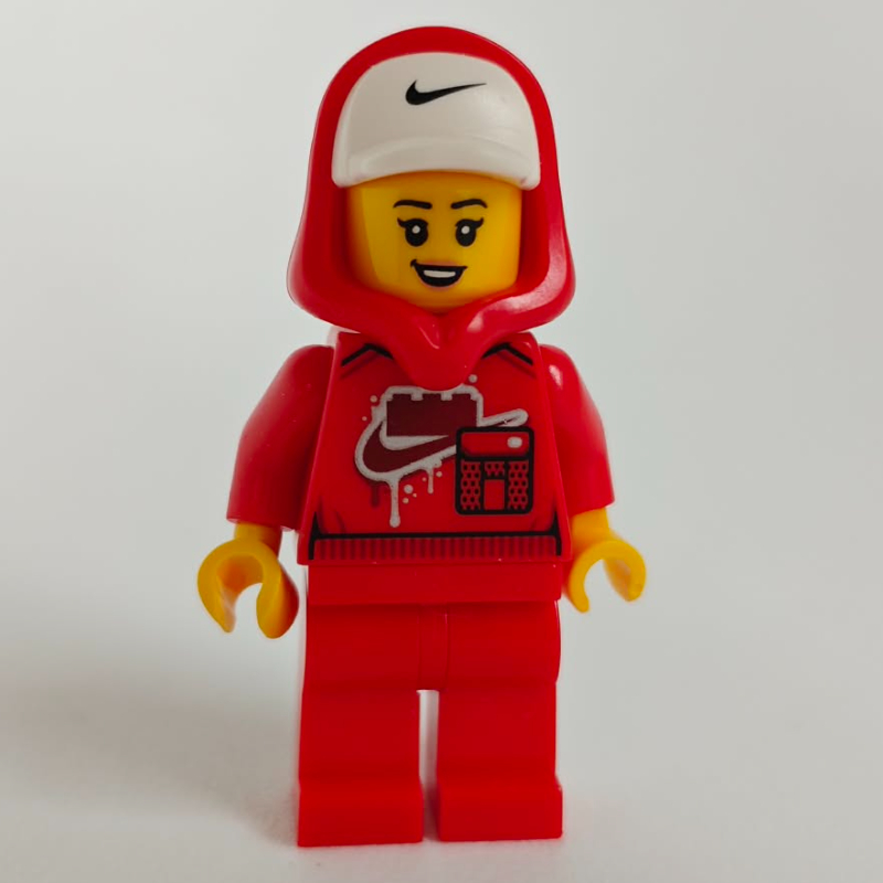 Tenue nike rouge, capuche avec casquette (Red Nike Outfit, Hood with Cap)